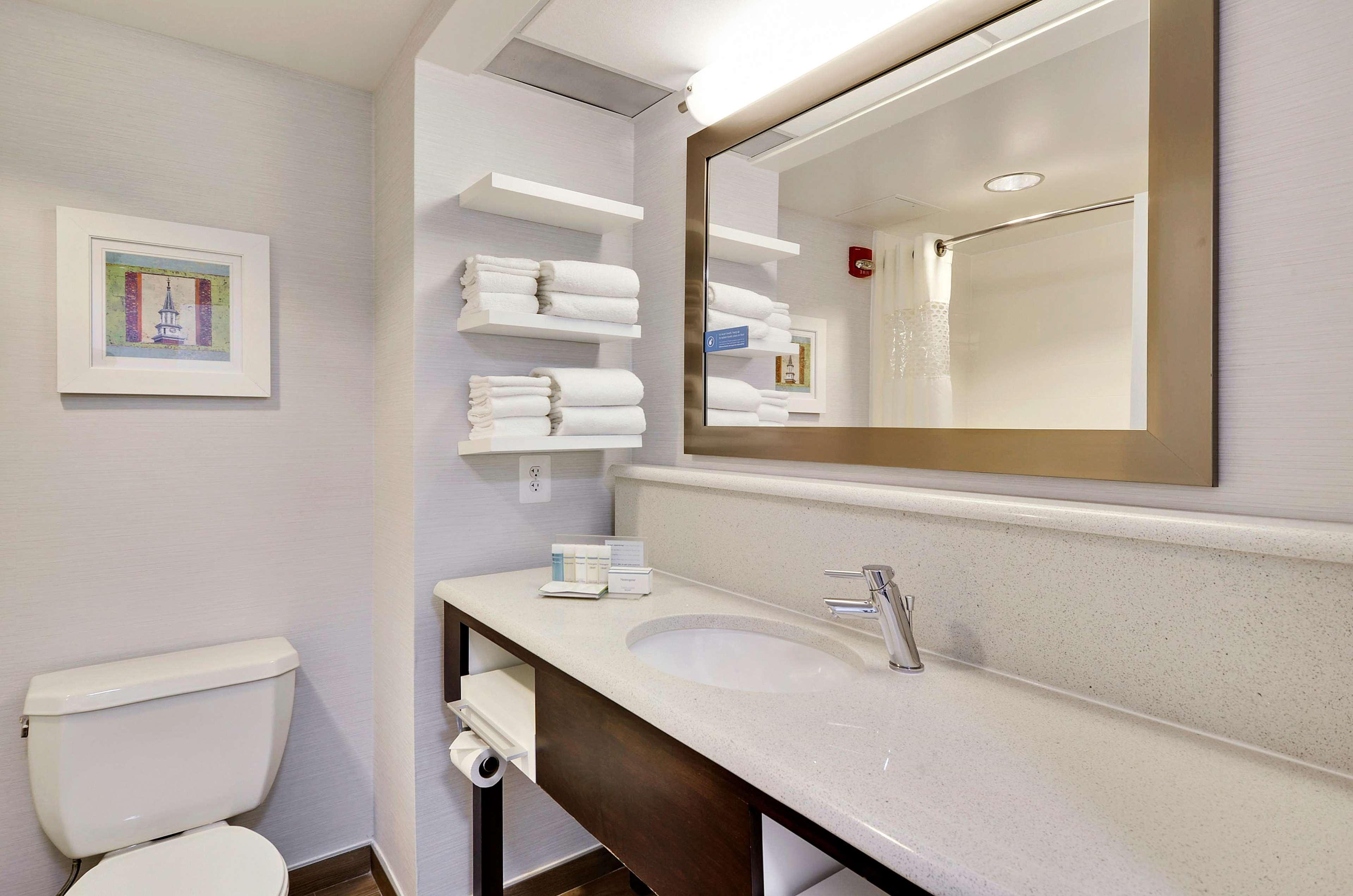 Hampton Inn Alexandria/Old Town Kültér fotó