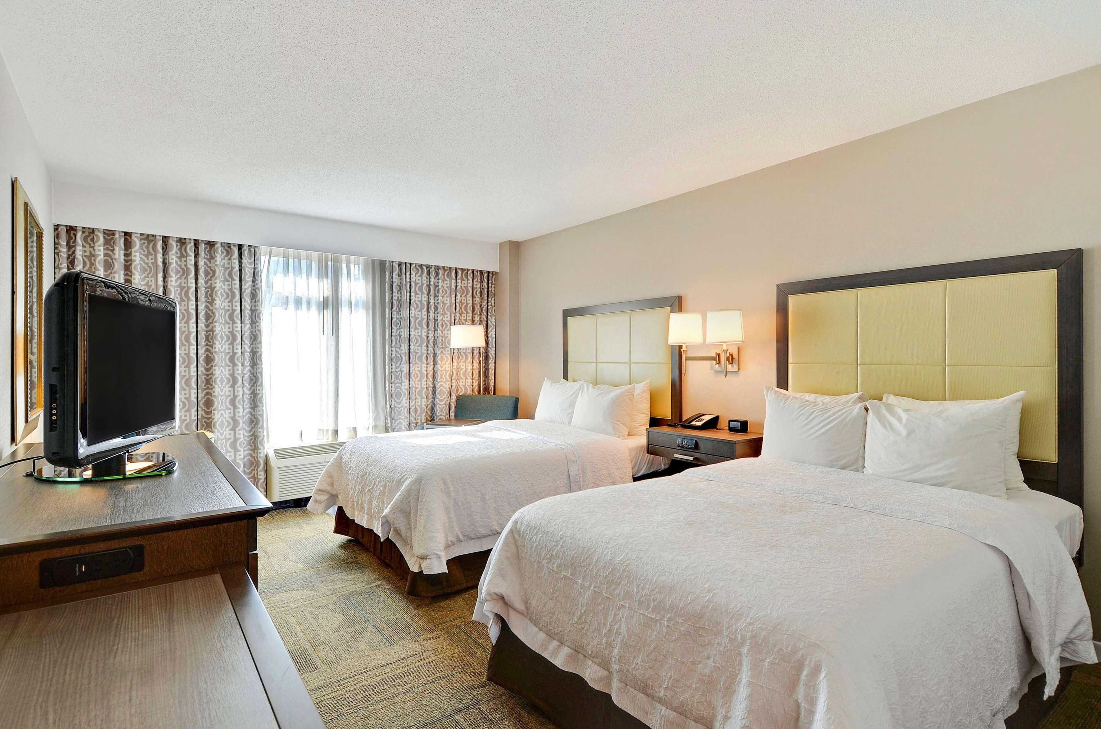 Hampton Inn Alexandria/Old Town Kültér fotó